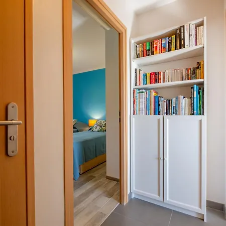Les Coralines By Interhome Les Issambres